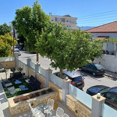 Deluxe City Hotel خانيا المظهر الخارجي الصورة