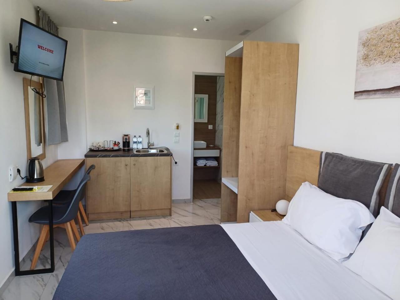 Deluxe City Hotel خانيا المظهر الخارجي الصورة